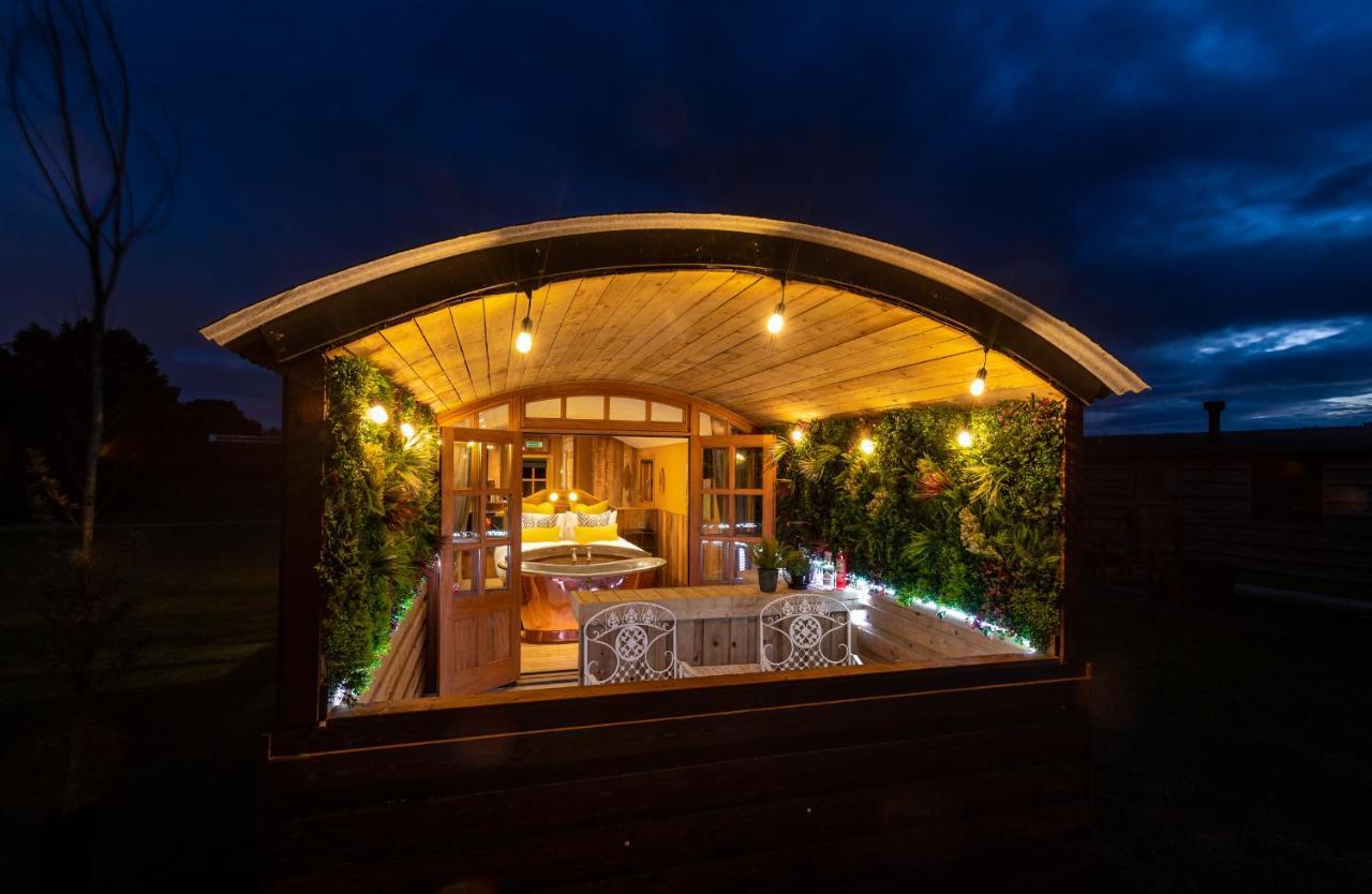 Ashwood Shepherd Hut -Ockeridge Rural Retreats Daire Worcester Dış mekan fotoğraf