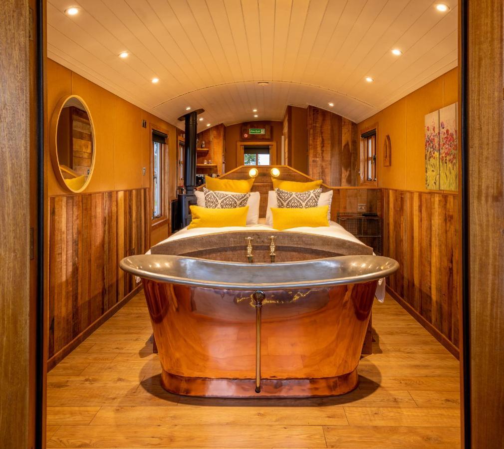 Ashwood Shepherd Hut -Ockeridge Rural Retreats Daire Worcester Dış mekan fotoğraf