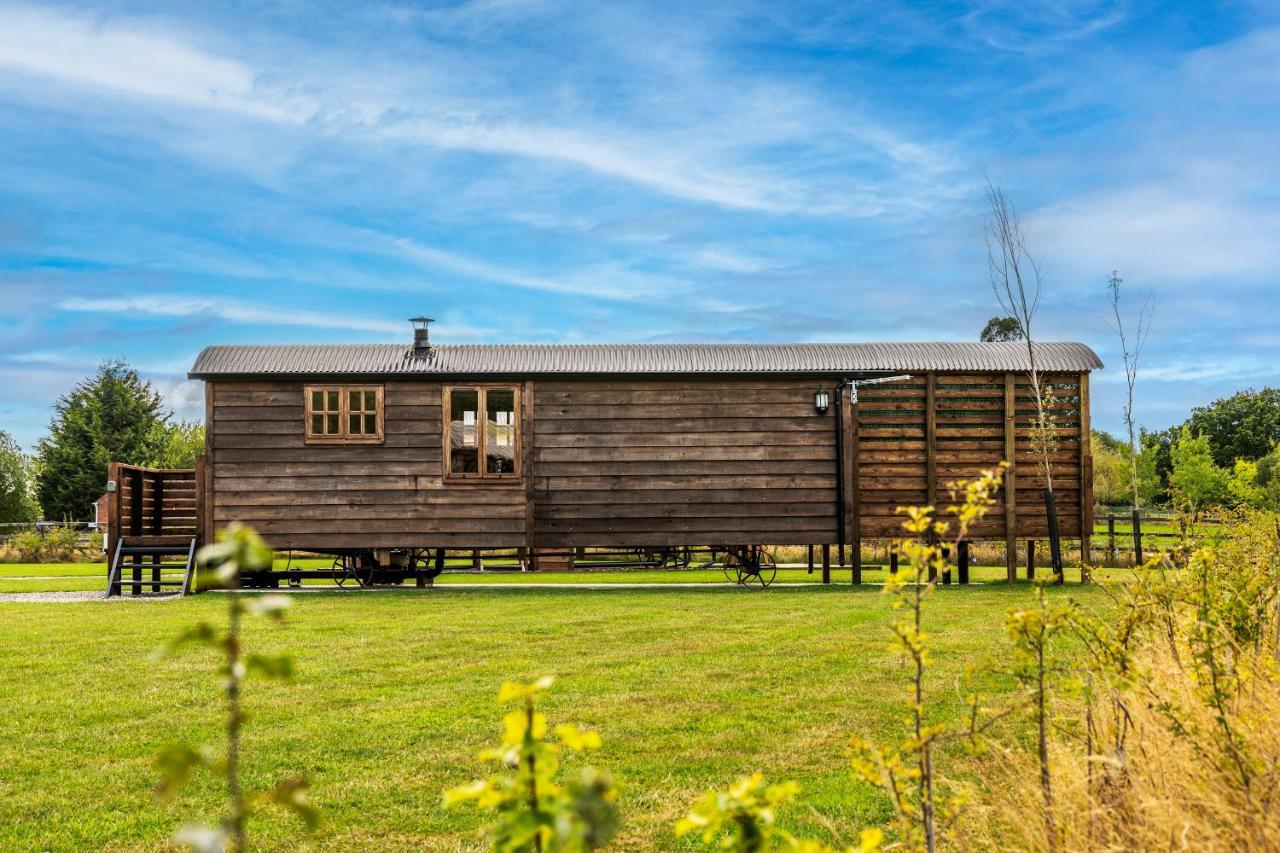 Ashwood Shepherd Hut -Ockeridge Rural Retreats Daire Worcester Dış mekan fotoğraf